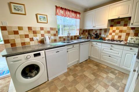 5 bedroom detached house for sale, Clarke Close, Uffculme, Cullompton, Devon