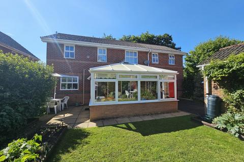 5 bedroom detached house for sale, Clarke Close, Uffculme, Cullompton, Devon