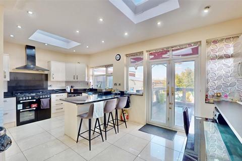 117 Herent Drive, Ilford, IG5 0HF