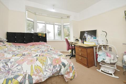 2 Warminster Road, Sheffield, S8 9BN