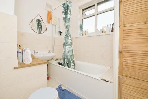 2 Warminster Road, Sheffield, S8 9BN