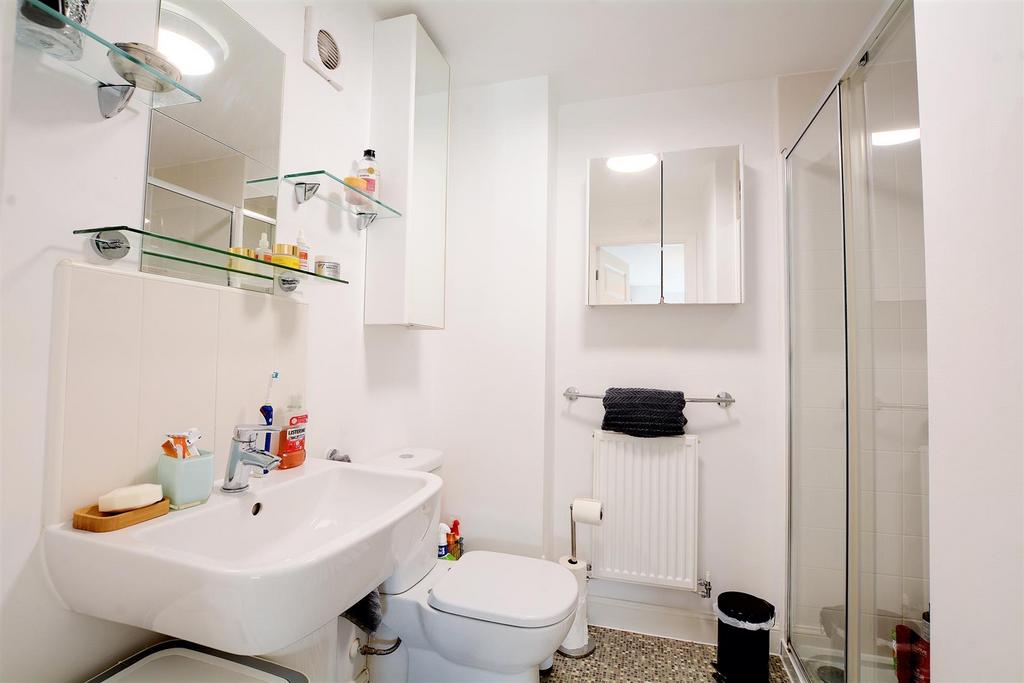 En-suite.jpeg