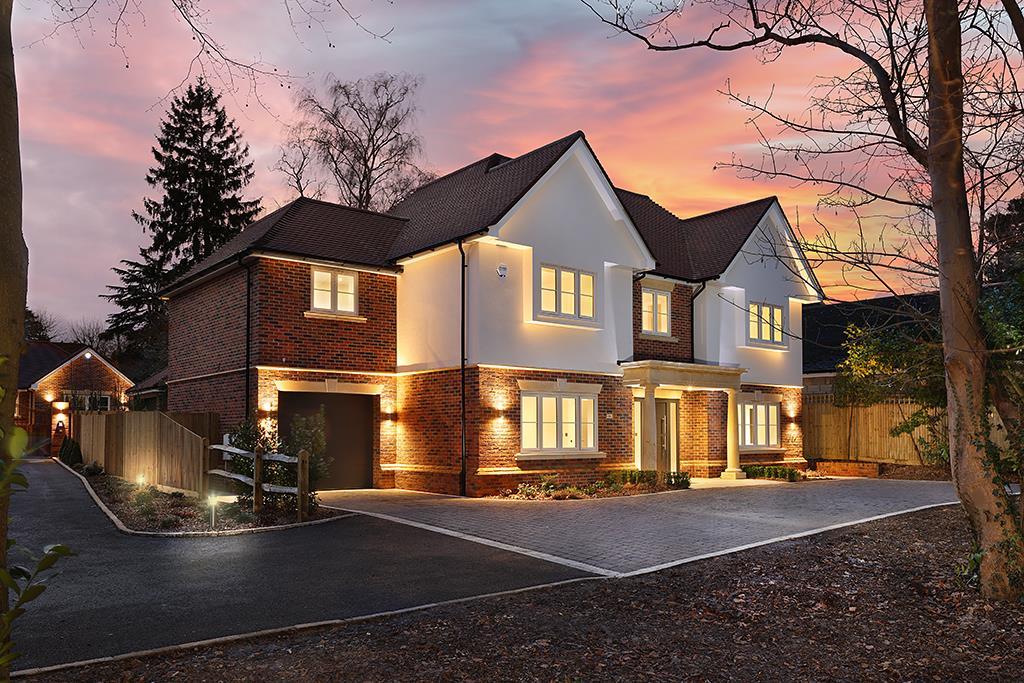 FETCHAM KT22 5 bed house for sale £1,695,000