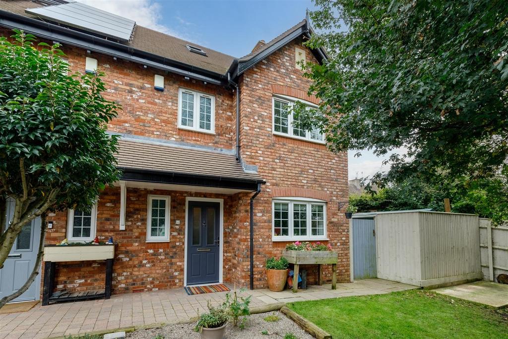 Banbury Road, Warwick 4 bed semidetached house for sale £