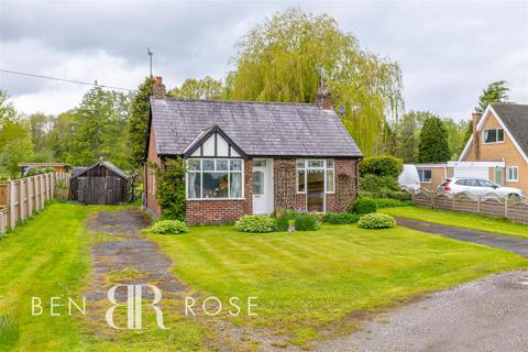 3 bedroom detached bungalow for sale - Liverpool Road, Rufford, Ormskirk
