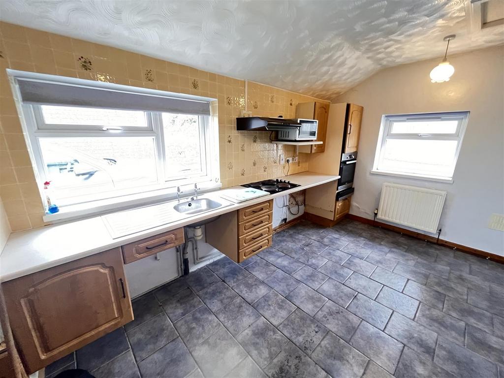 Talgarreg, Llandysul 3 bed property with land for sale £325,000