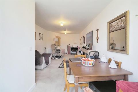 1 bedroom apartment for sale, Monument Place, Endless Street, Salisbury