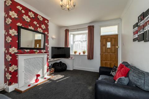 2 bedroom terraced house to rent, Hatrell Street, Newcastle ST5