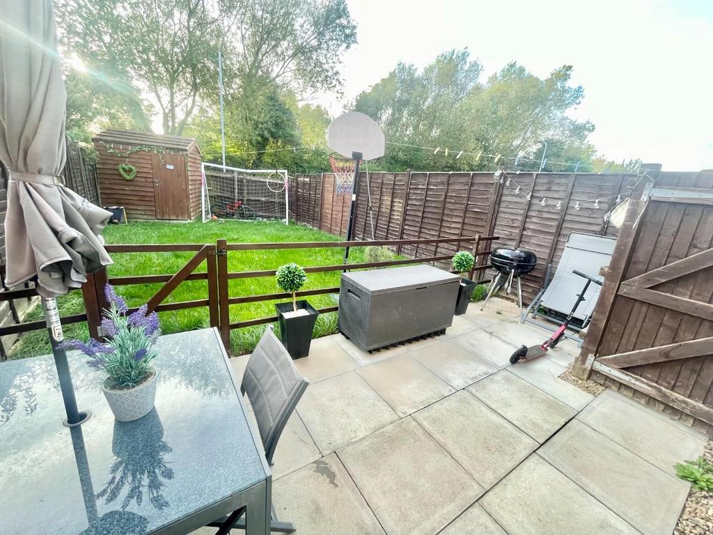 Harvington Chase, Coulby Newham, Middlesbrough 3 bed semidetached