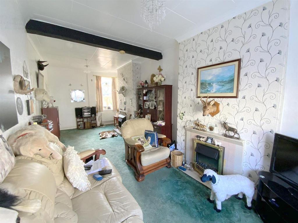 Cooper Road, Grimsby 3 bed terraced house £60,000