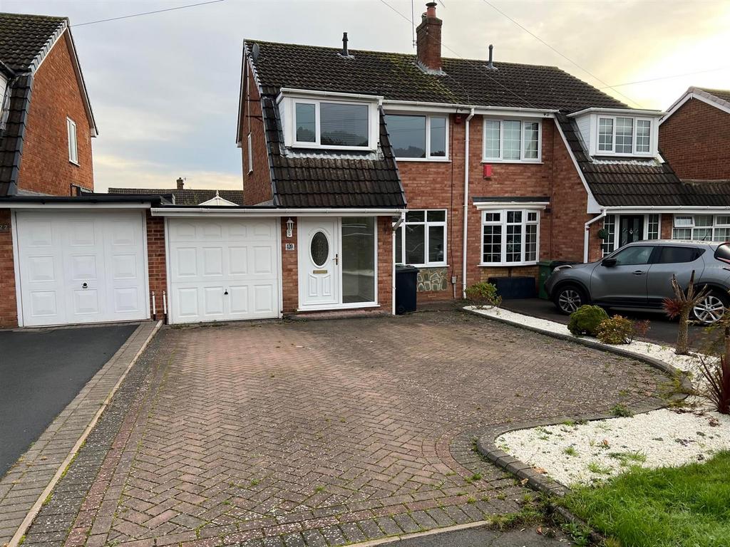 Balmoral Road, Stourbridge, DY8 5JE 3 bed semidetached house for sale
