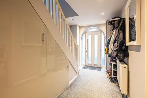 112 Westwick Crescent, Sheffield, S8 7DJ
