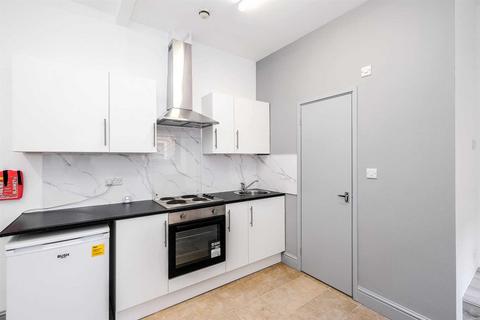 Studio to rent, Bloxhall Road, Bloxhall Court, London
