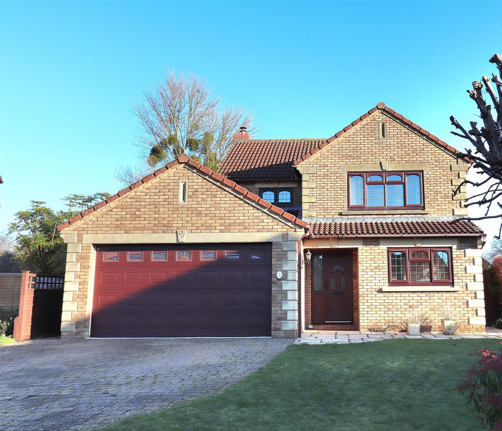 Acacia Gardens, Bathpool, Taunton, Somerset, TA2 4 bed detached house