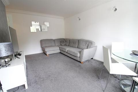 2 bedroom apartment for sale - Marlborough Drive, Darlington