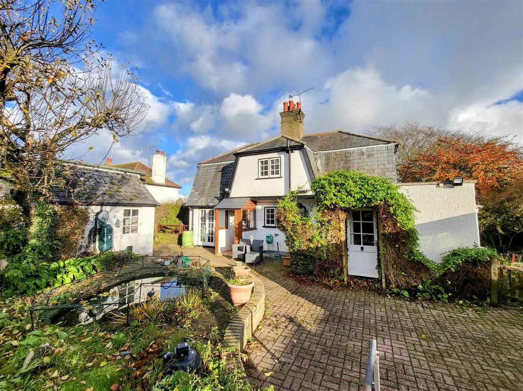 ONE THIRD ACRE PLOT Hare Street, Buntingford 3 bed detached house for