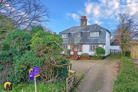 3 bedroom detached house for sale - ONE THIRD ACRE PLOT - Hare Street, Buntingford
