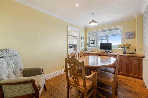 11 Charleton Way, West Charleton, Kingsbridge, TQ7 2AN