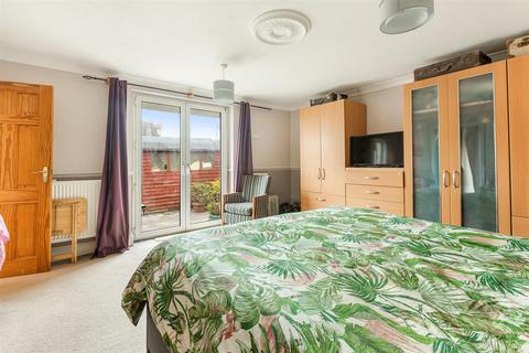 11 Charleton Way, West Charleton, Kingsbridge, TQ7 2AN