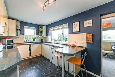 Summerfield Lake Lane, Barnham, Bognor Regis, PO22 0AE