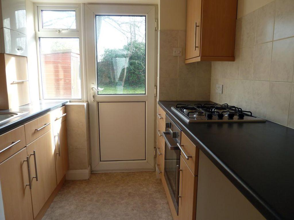 Dennis Hall Road, Amblecote 3 bed semidetached house £895 pcm (£207 pw)