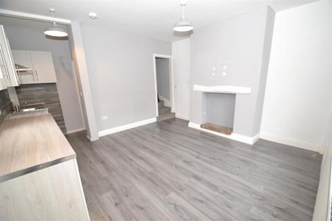 39 Hebden Road, Haworth, Keighley, BD22 8RH