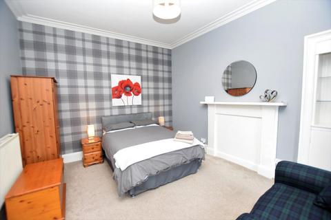 12 Breadalbane Crescent, Wick, KW1 5AS