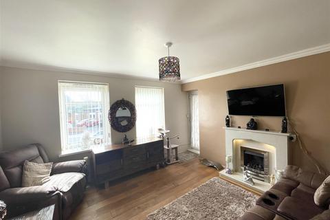 2 bedroom apartment for sale, Maesglas Road, Gendros, Swansea