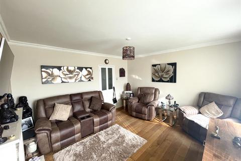 2 bedroom apartment for sale, Maesglas Road, Gendros, Swansea
