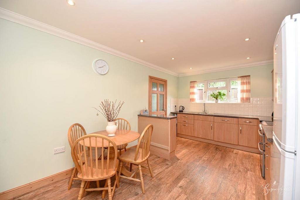 Kitchen Breakfast Room