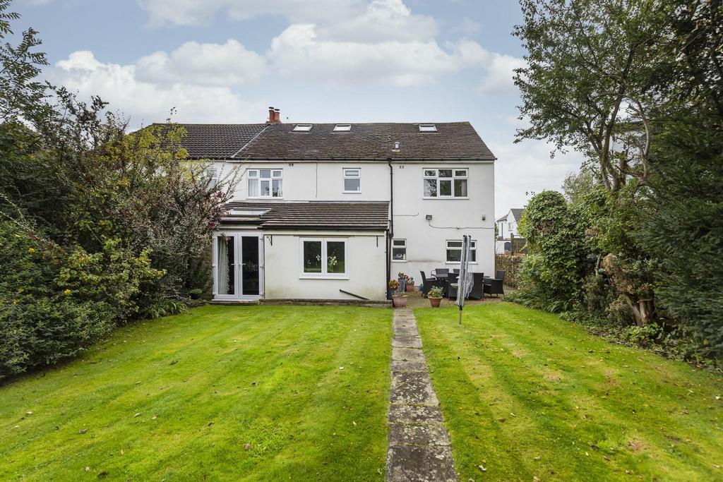 Clarendon Road, Eldwick, Bingley 6 bed semidetached house for sale £