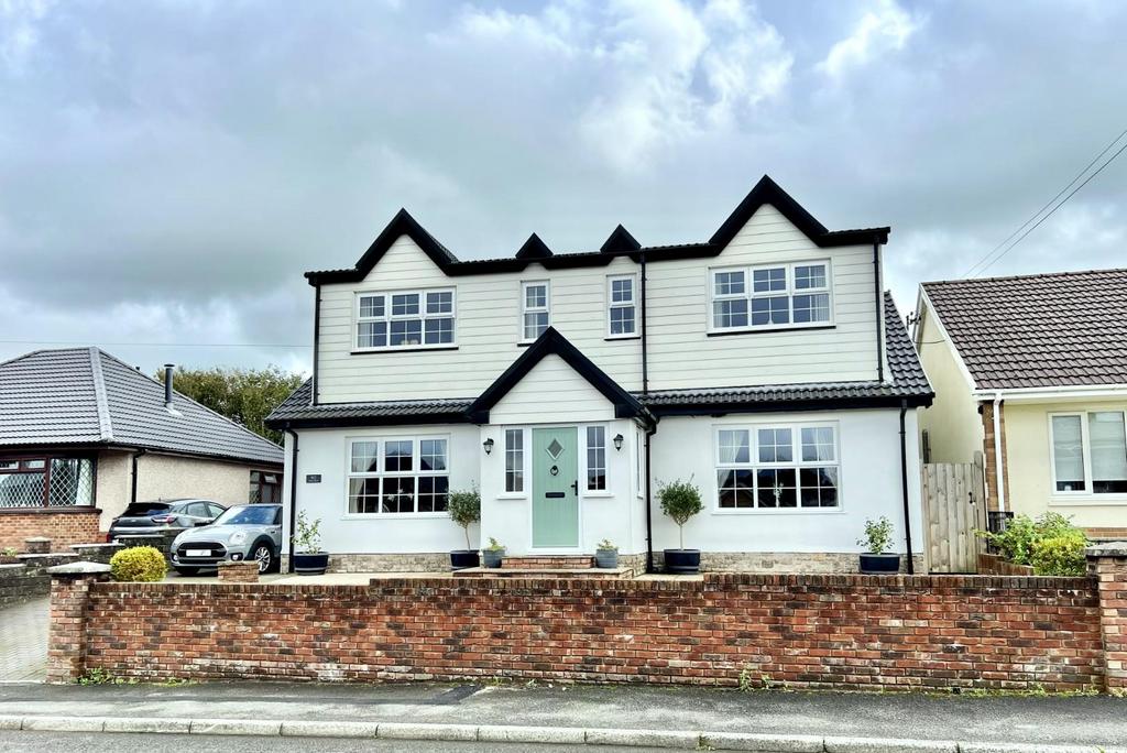 Alma Road, Maesteg, Bridgend County Borough, CF34 9AW 5 bed detached