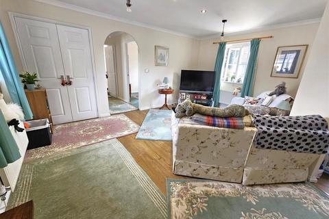 2 bedroom coach house for sale, Tiddy Close, Tavistock