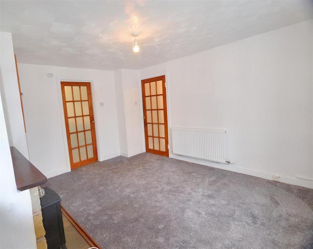 Vale Road, Neyland, Milford Haven 2 bed semidetached bungalow for sale