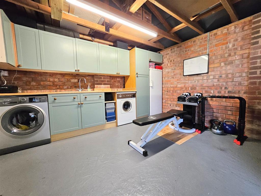 Garage with utility area
