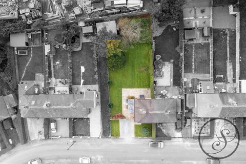 73 Acres Hall Crescent, Pudsey, LS28 9DY