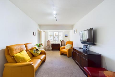 1 bedroom retirement property for sale, Hartington Close, Harrow