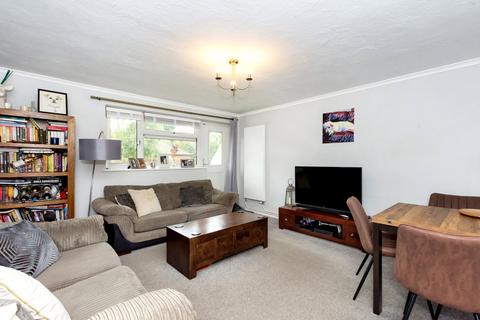 15 Heron Crescent, Sidcup, DA14 6RT