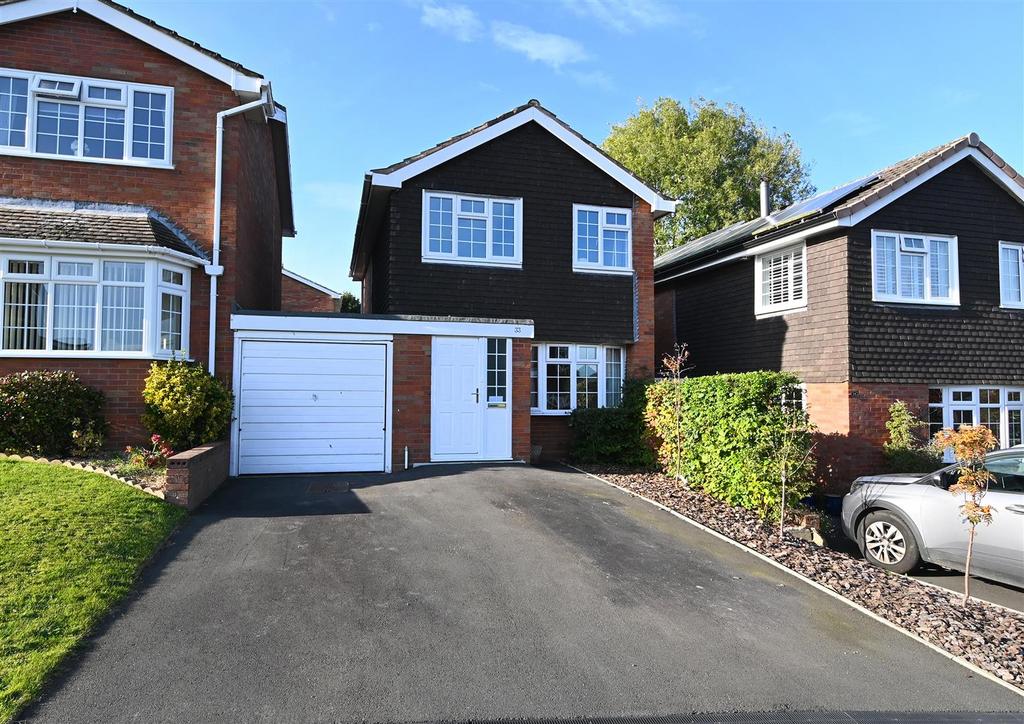 33 Avondale Road, Bridgnorth, Shropshire, WV16 5DJ 3 bed detached house