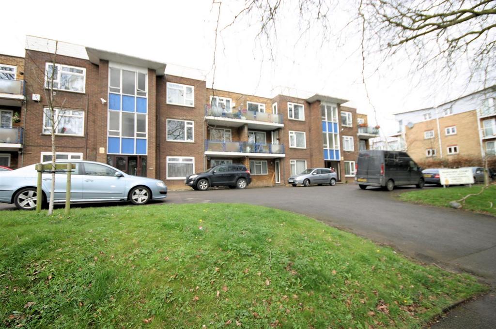 15 Wardown Ct-H1.jpg