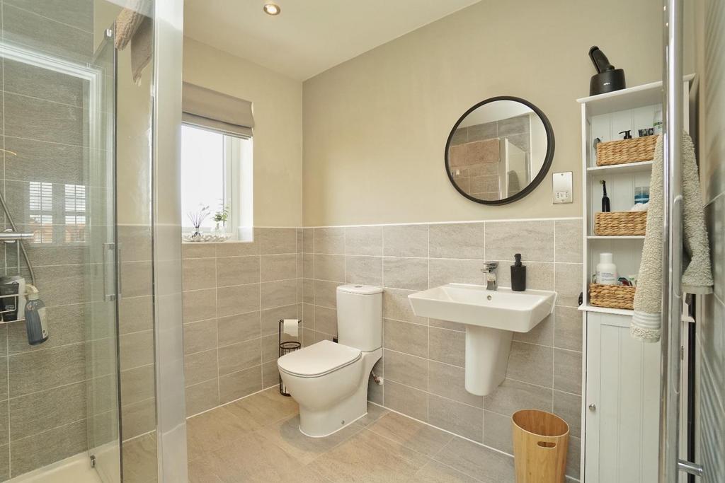 Ensuite