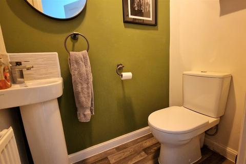 8 Isla Close, Mickleover, Derby, DE3 0AT