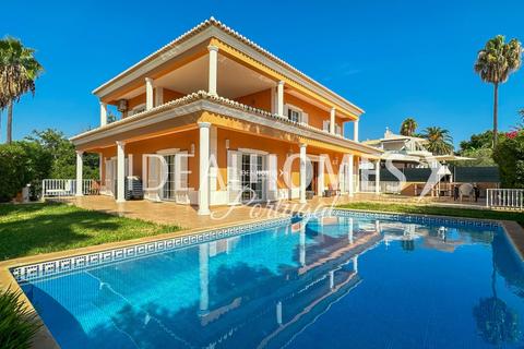 4 bedroom villa, Almancil,  Algarve