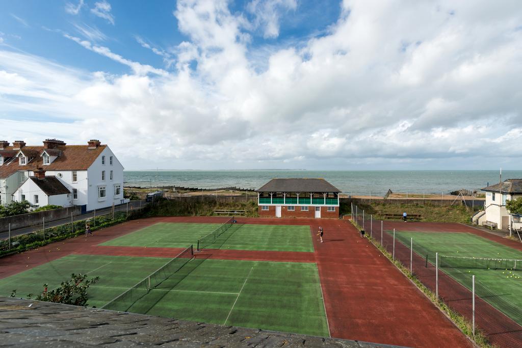 Tennis Courts