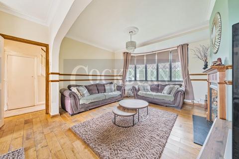 162 Brownspring Drive, London, SE9 3LD
