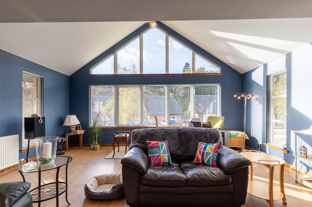 2 Croftcroy, Croftinloan, Pitlochry, PH16 5TG 4 bed detached house for