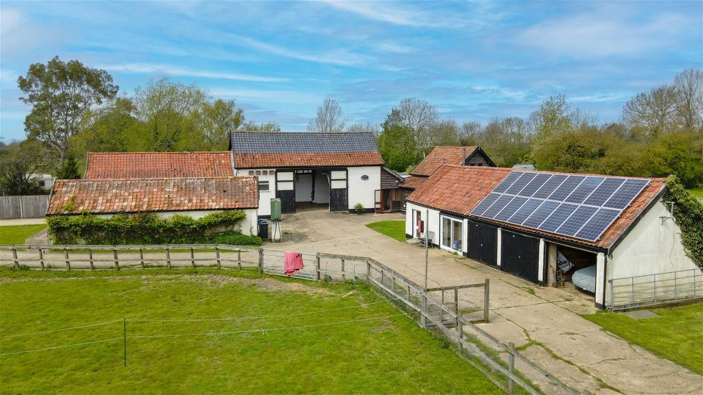 Cratfield, Near Halesworth, Suffolk 4 bed barn conversion for sale £