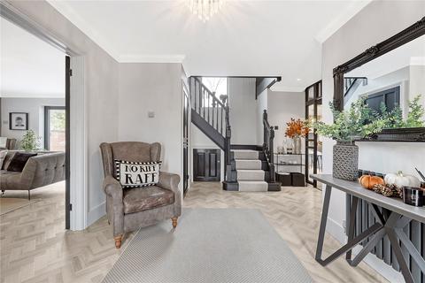 Chantry Braintree Road, Felsted, Dunmow, CM6 3DR