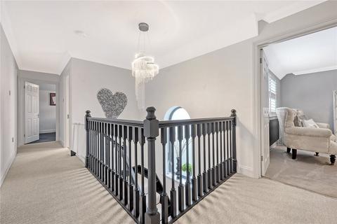 Chantry Braintree Road, Felsted, Dunmow, CM6 3DR