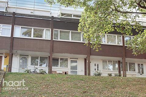 124 Sylvan Road, London, SE19 2RZ